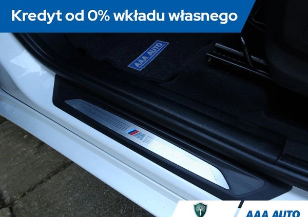 BMW X1 cena 100001 przebieg: 82808, rok produkcji 2016 z Goleniów małe 436
